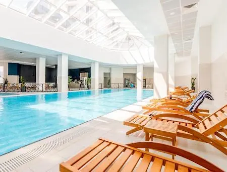 Golden-hour Loft On The 35th Floor With 290 Views And Free Parking 스코페