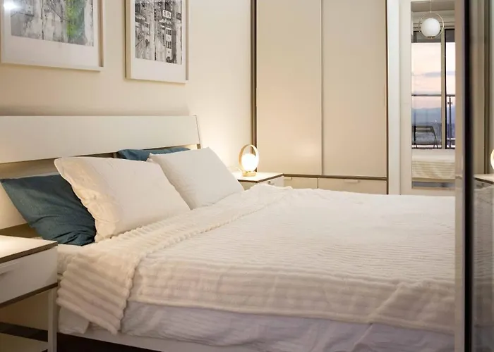 Golden-hour Loft 35f Sunset Views Free Parking