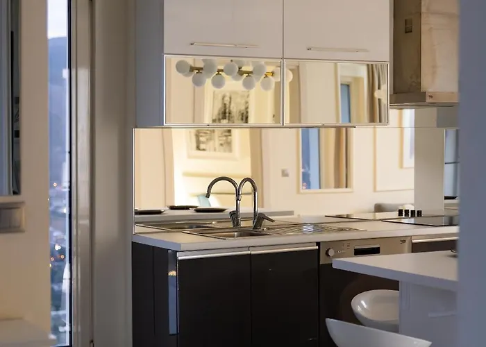 Golden-hour Loft 35f Sunset Views Free Parking *