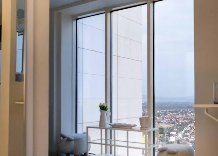 Golden-hour Loft 35f Sunset Views Free Parking * Szkopje